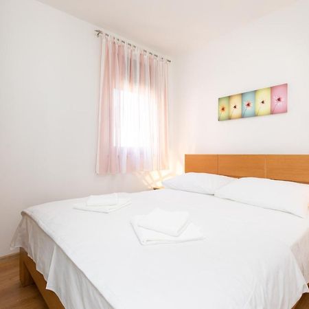 Apartment Julijana Krk Town Exterior photo