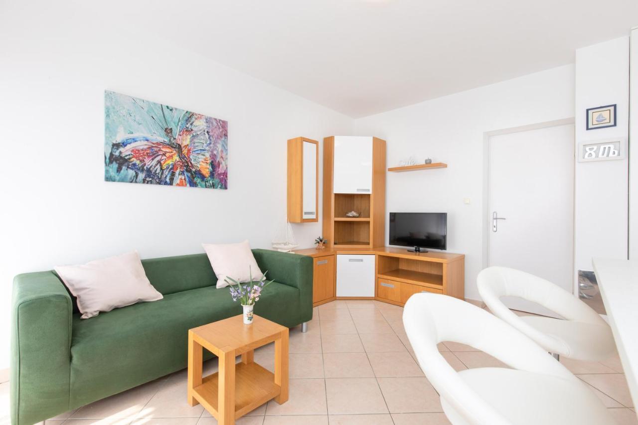 Apartment Julijana Krk Town Exterior photo