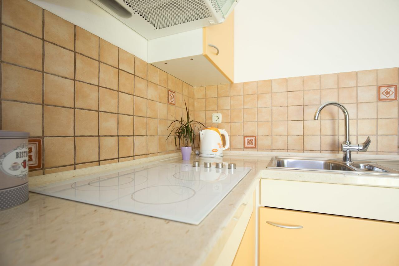 Apartment Julijana Krk Town Exterior photo